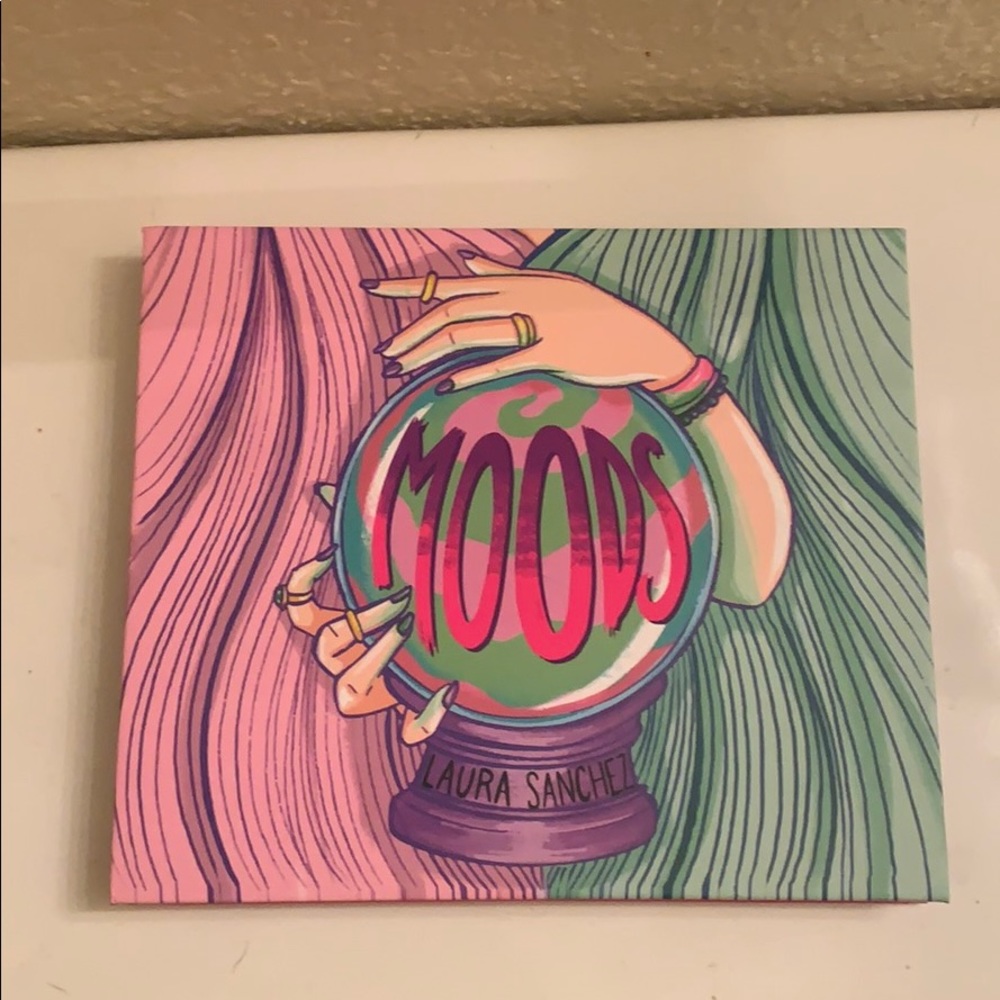 Laura Sanchez Moods Palette